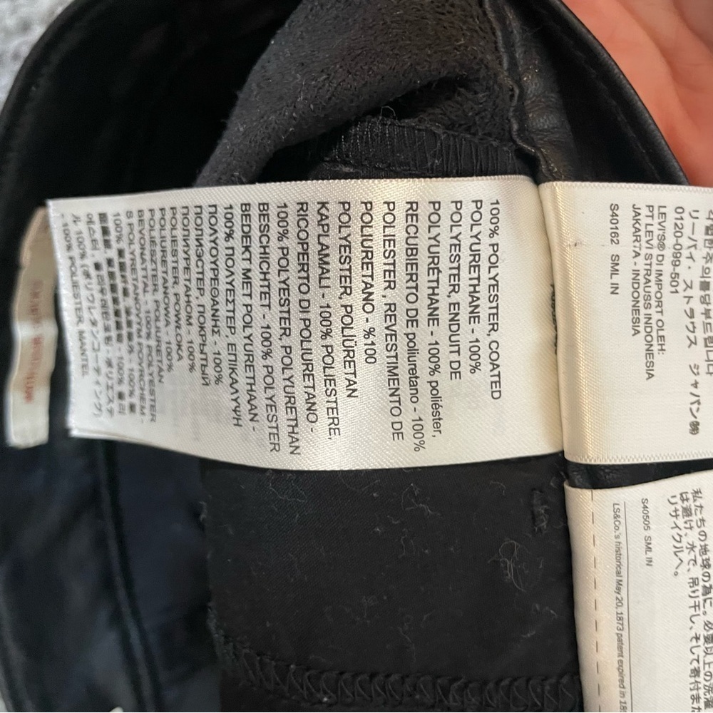 Levi’s Math Club Vegan Leather Cropped Black Slacks - Picture 9 of 9